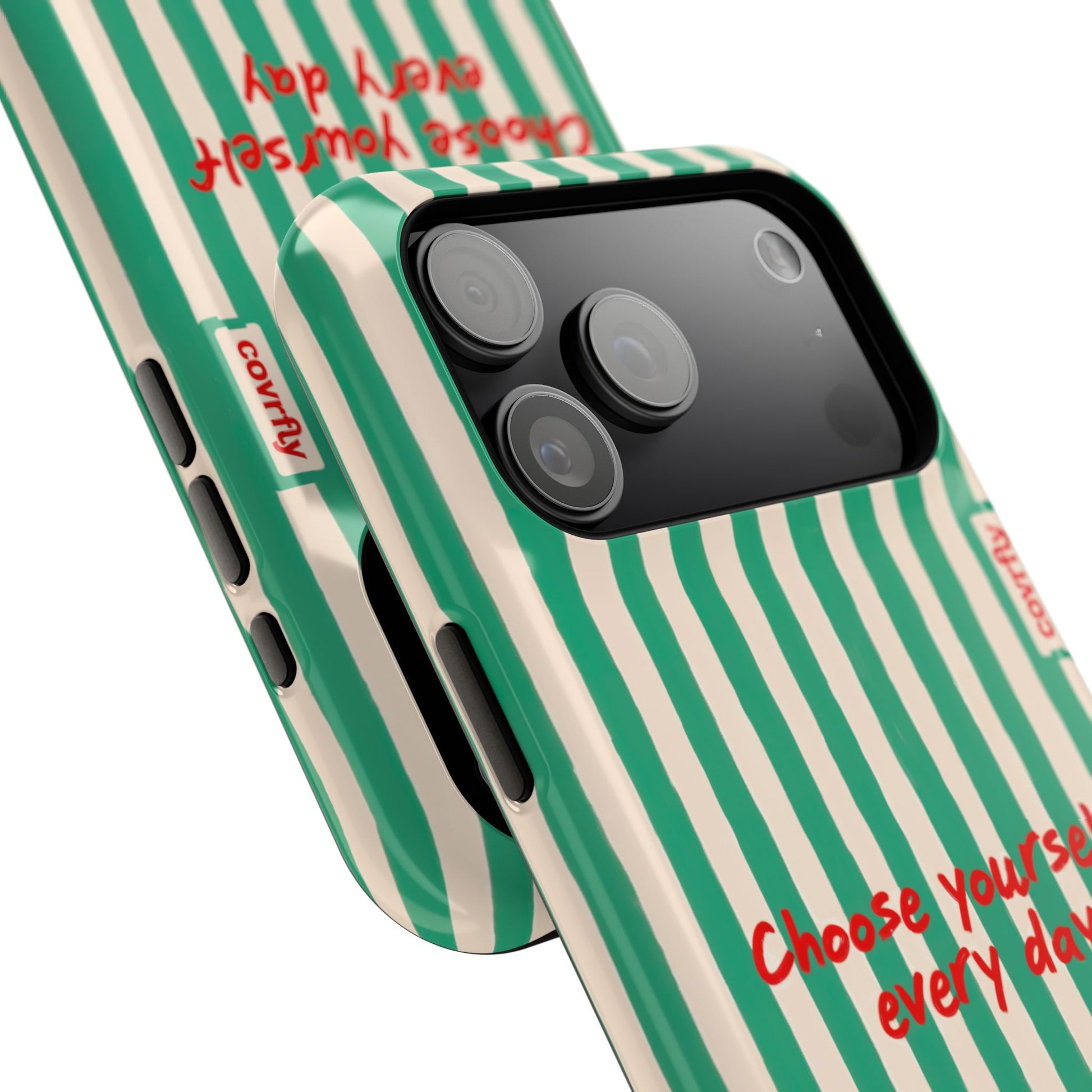iPhone 17 Pro Max-2 - Green Lines.png