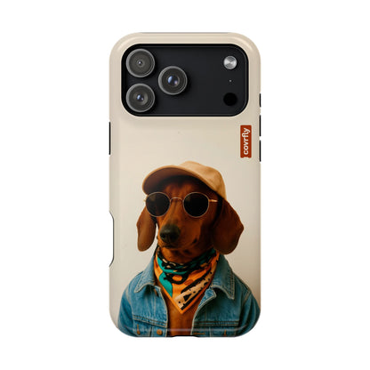 Lentes oscuros, mirada seria