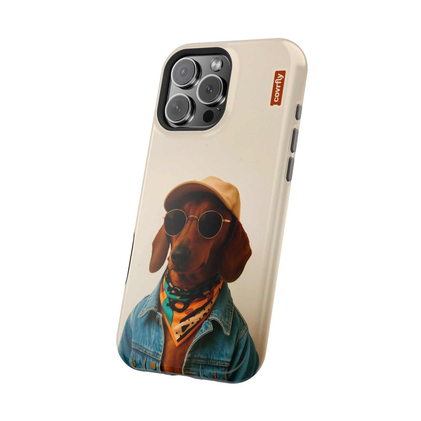 Lentes oscuros, mirada seria