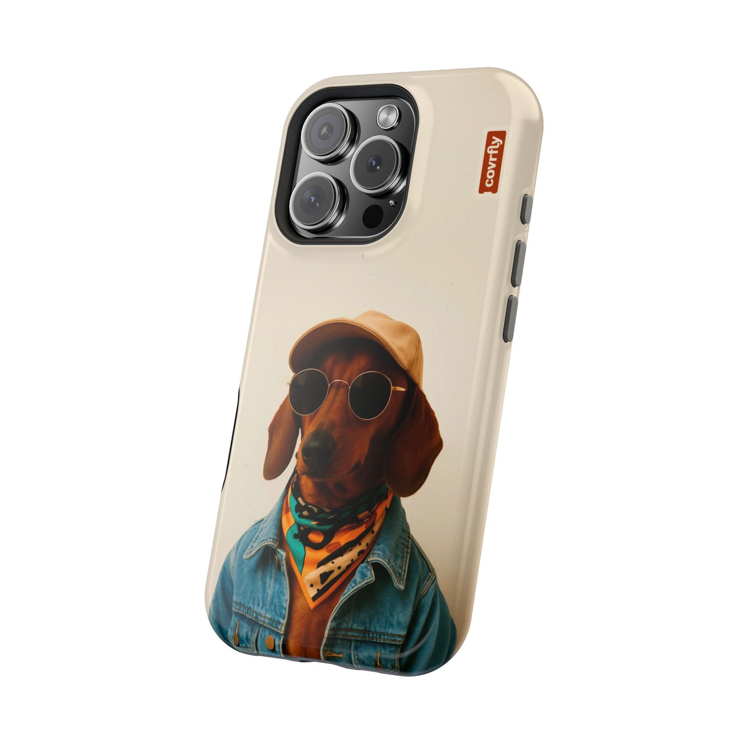 Lentes oscuros, mirada seria