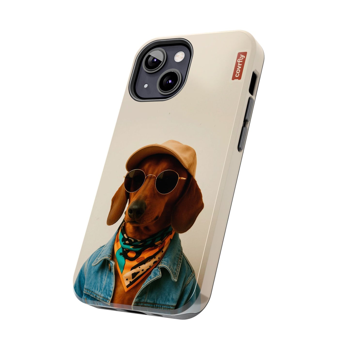 Lentes oscuros, mirada seria